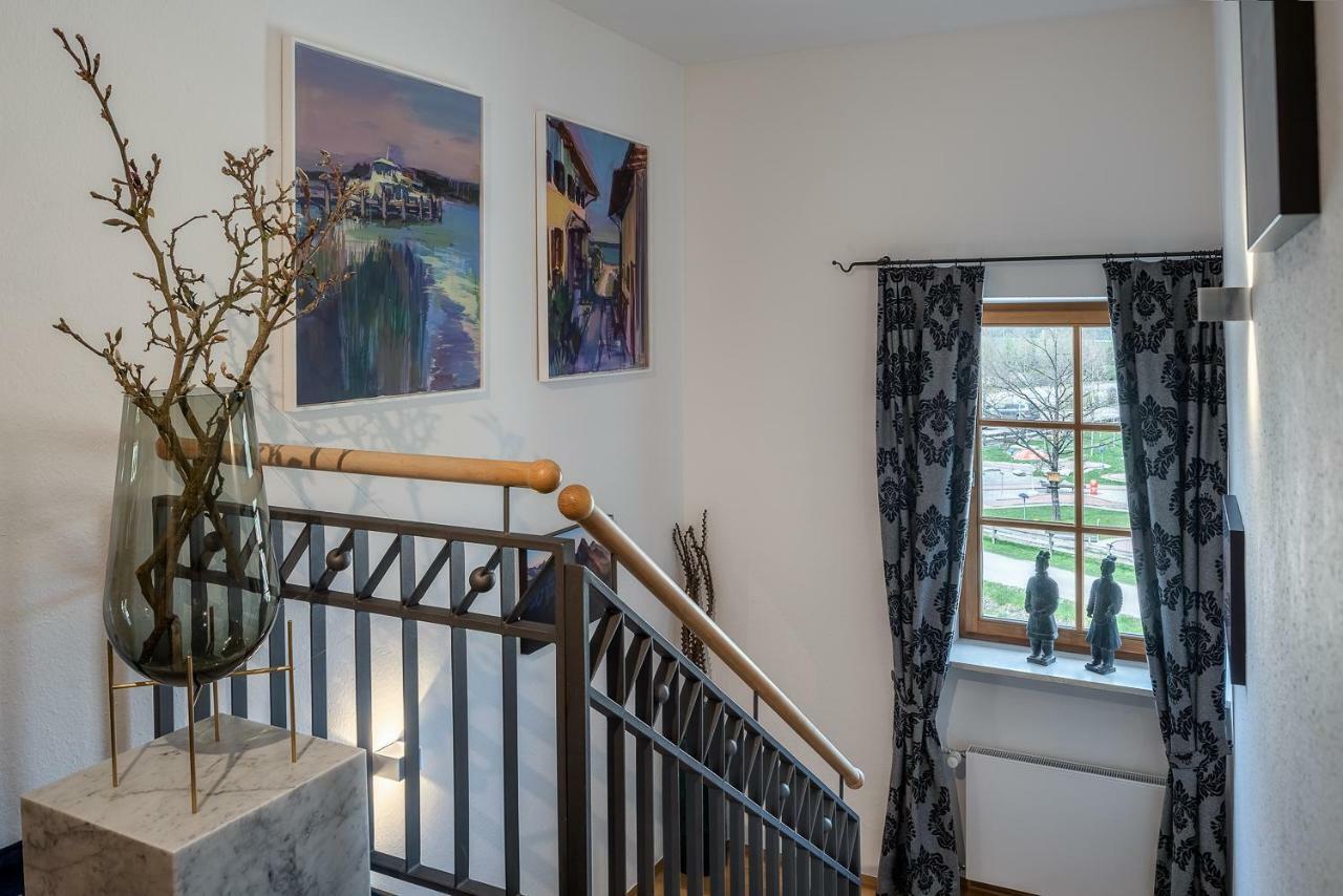Hotel Neuer Am 3*